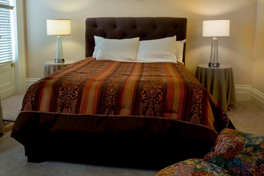 Munro House Bed And Breakfast Jonesville Eksteriør billede